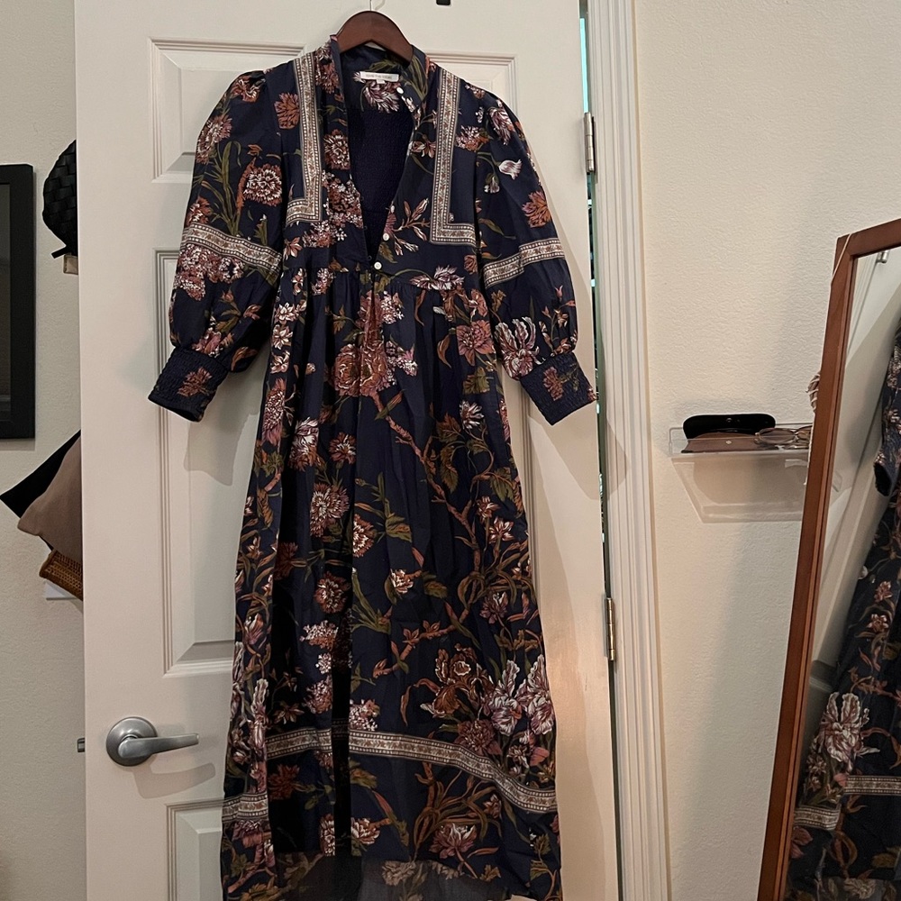 Love The Label - Wanda Print Midi Dress